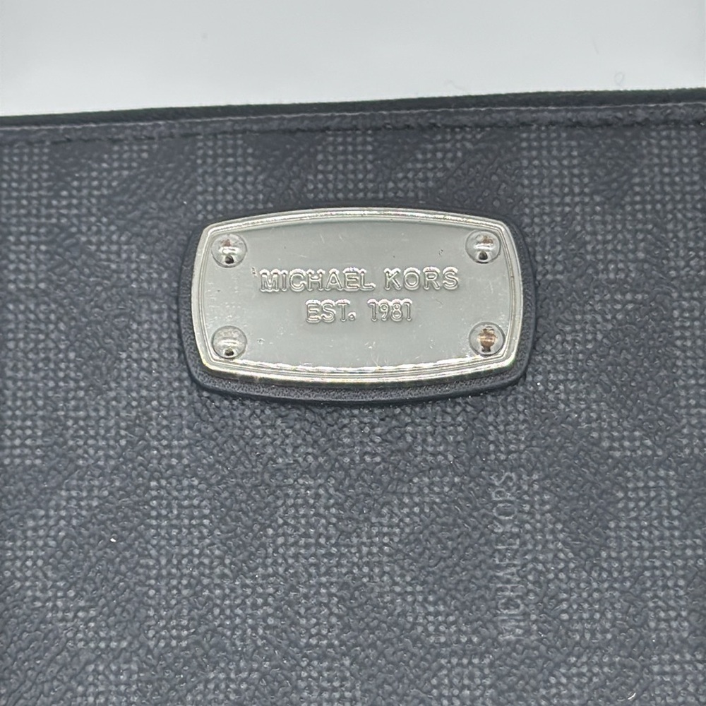 Michael Kors MK Signature‎ Jet Set Wallet Wristlet - Black - Picture 2 of 6